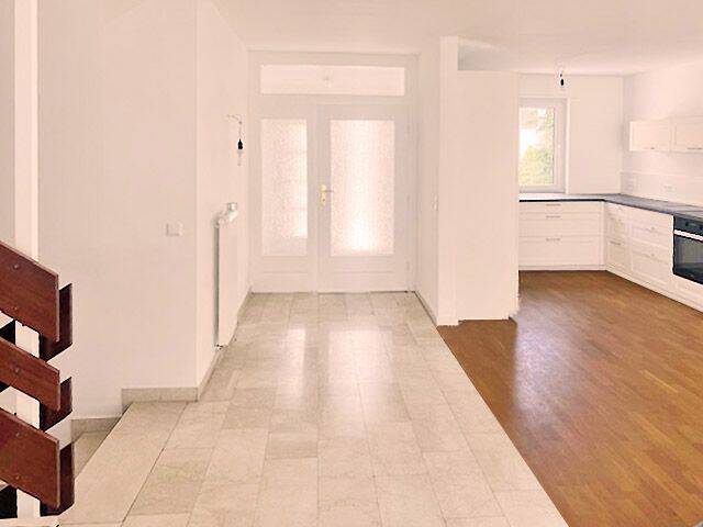 FRANKFURT-SECKBACH: HIDEAWAY * Erstbezug nach Sanierung * 1 FH mit 2 Terrassen, Garten & Garage – Frankfurt am Main – Vorschaubild 3
