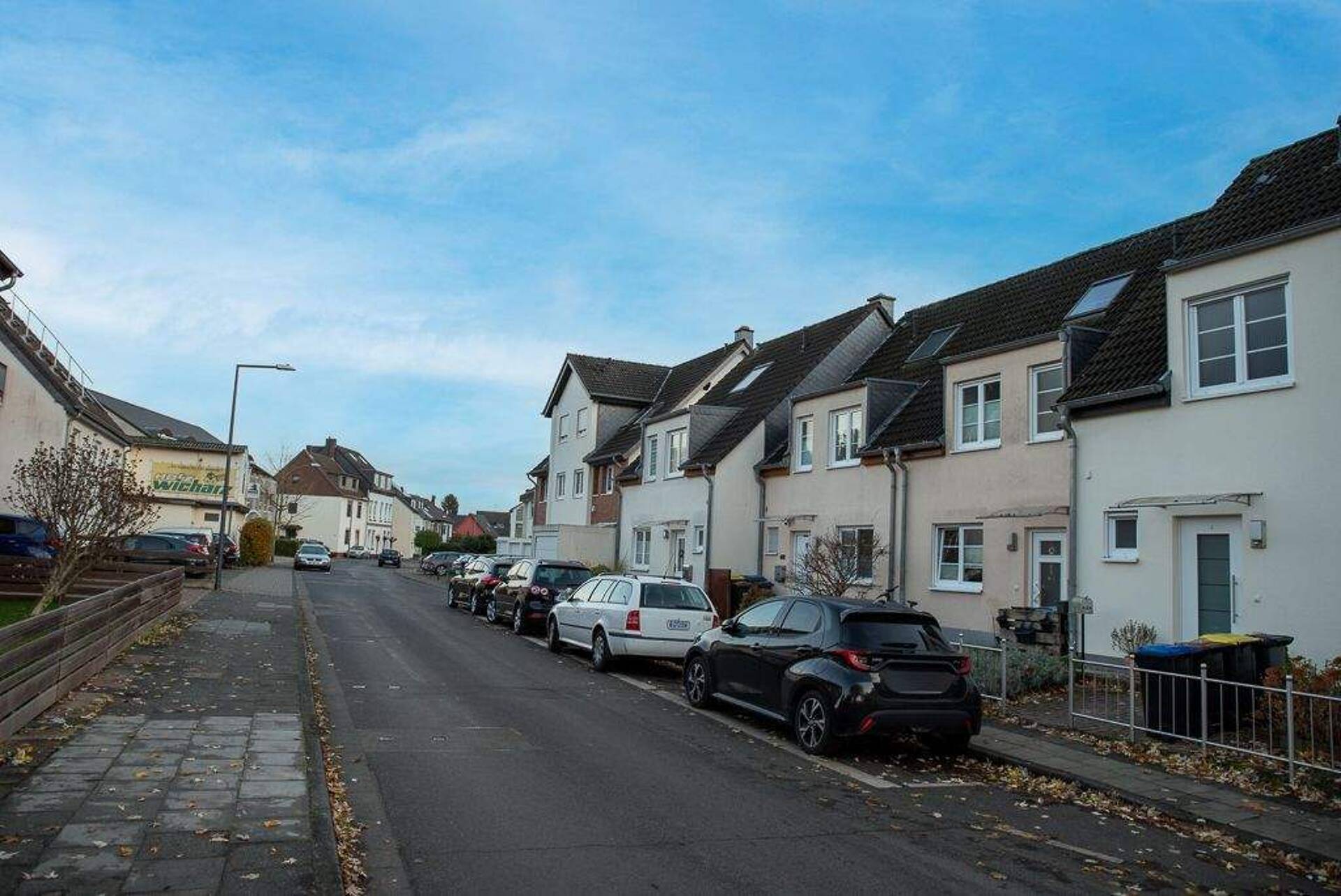 Reihenmittelhaus in 51107 Köln mit 117 m² kaufen