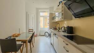Sanierter Stilaltbau im Wiesbadener Westend mit zwei Balkonen – 65195 Wiesbaden – Vorschaubild 5