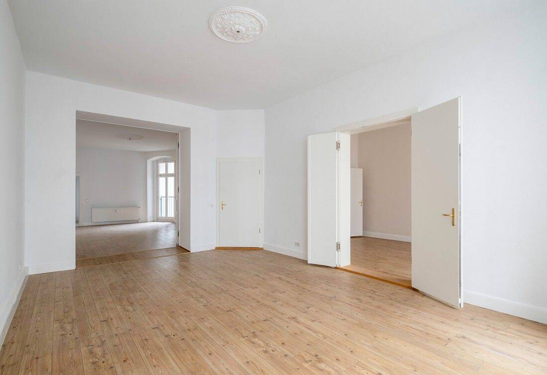 Geschmackvolle Altbauwohnung im nicht einsehbaren Hochparterre in zentraler, ruhiger Lage im beliebten Dichterviertel von Berlin-Mitte – Berlin – Vorschaubild 4