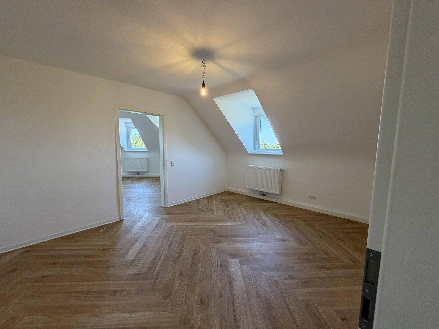Erstbezug nach Kernsanierung - Hochwertige 2-Zimmer-Altbauwohnung in der Karlsruher Weststadt – Karlsruhe – Vorschaubild 9