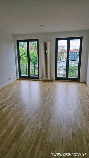 Sonnige, helle 3-Raum-Wohnung mit neuer Einbauküche