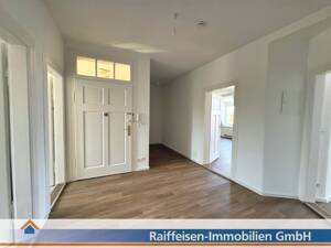 Erstbezug nach Modernisierung: 2 Zimmer Dachgeschoßwohnung im Inneren Osten von Regensburg – 93059 Regensburg – Vorschaubild 3