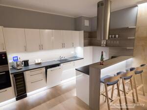 143683 HomeCompany Dresden Möbliert/Furnished Exclusives 3-Zimmer Apartment in Dresden-Altstadt Nähe Frauenkirche max. 6 Personen – 1067 Dresden – Vorschaubild 2