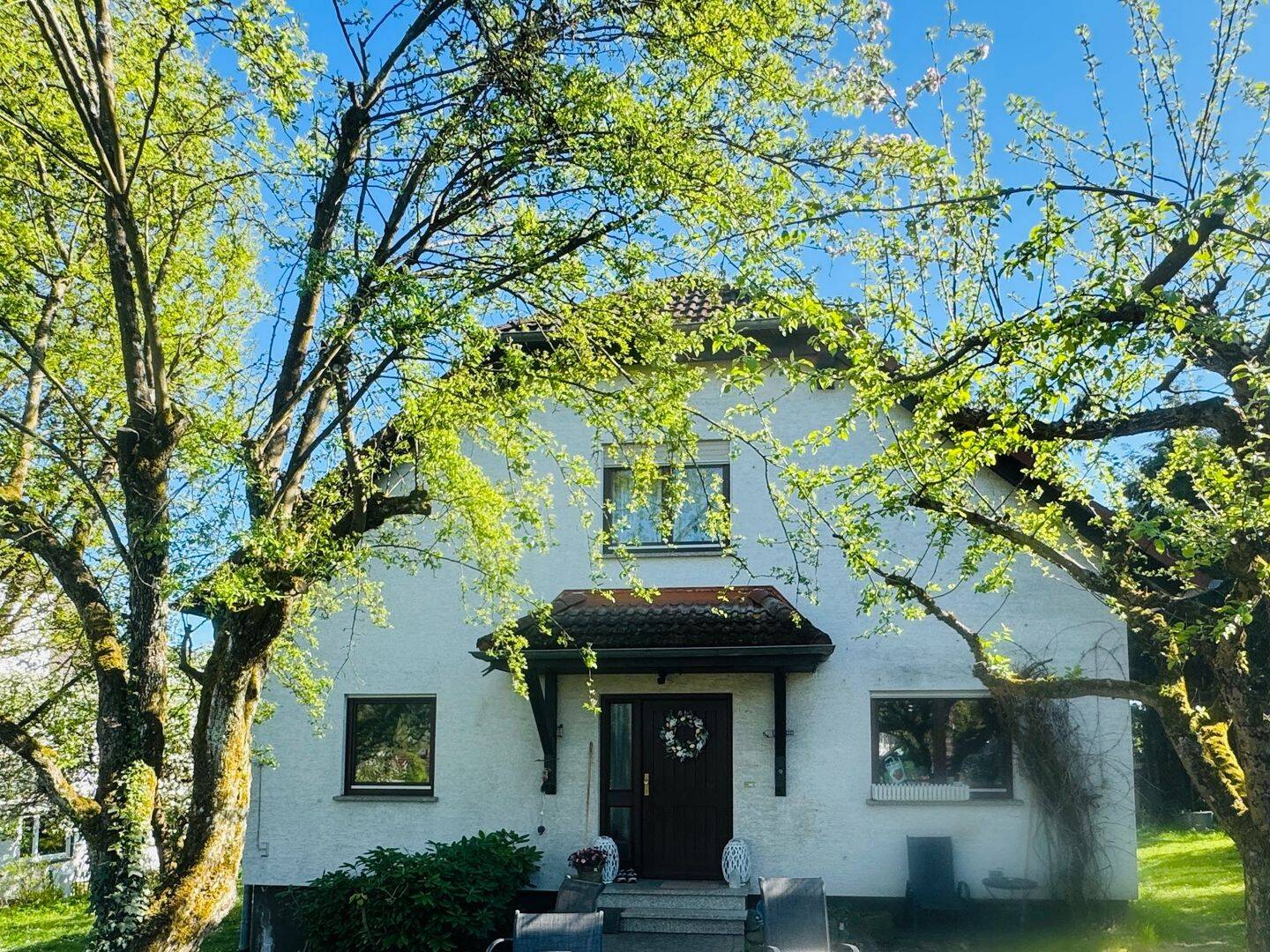 Einfamilienhaus mit potentiellem Baugrundstück! – Schlüchtern – Vorschaubild 2