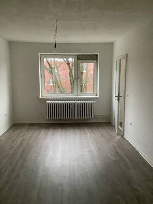 Frisch saniertes 1-Zimmer-Appartment zur sofortigen Anmietung! – 22049 Hamburg – Vorschaubild 2