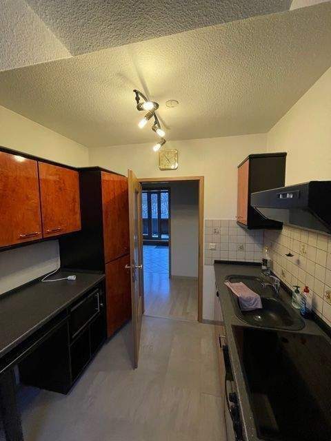 *** DER FRÜHLING IST DA...tolle Wohnung...Balkon mit Blick auf den Park*** – Fürth – Vorschaubild 4