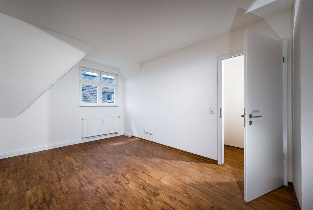 Direkt vom Eigentümer: top sanierte Dachgeschosswohnung in der Dortmunder Innenstadt – Dortmund – Vorschaubild 3