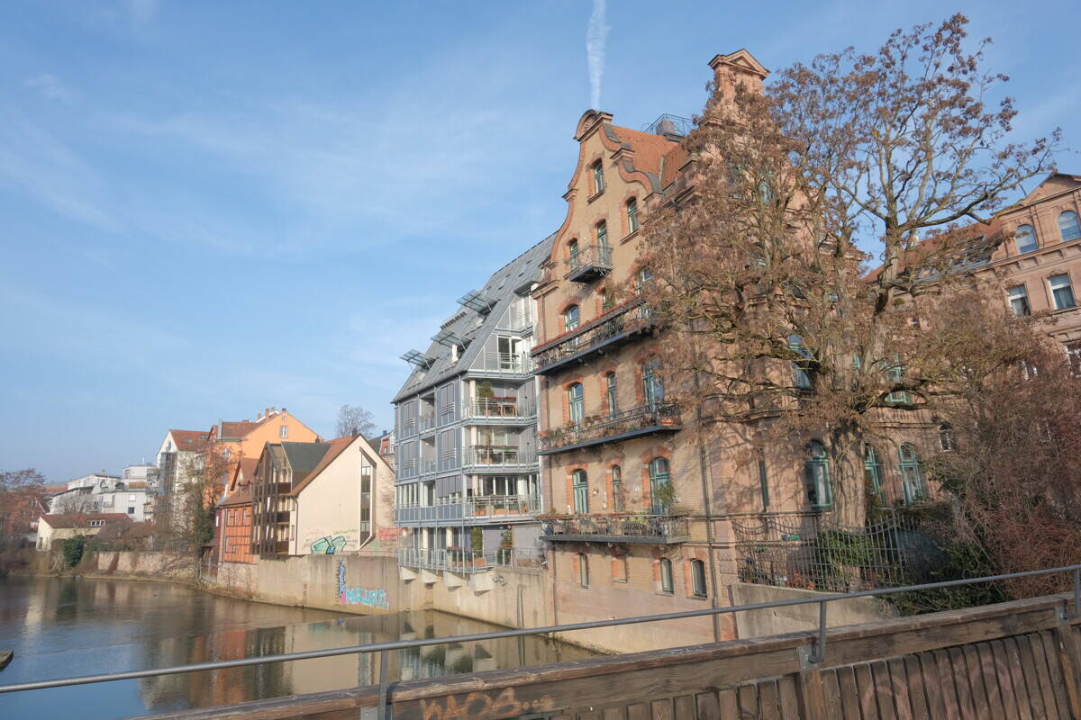 Für Individualisten: Galeriewohnung mit Balkon, Patio + 360°-Dachterrasse direkt an der Pegnitz – Nürnberg – Vorschaubild 9