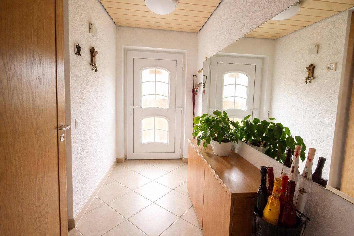 "Familientraum in Wiesbaden-Nordenstadt: 5-Zimmer-Reihenhaus mit großem Garten" – Wiesbaden – Vorschaubild 5