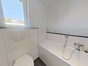 ** Gepflegte 3-Zimmer-Wohnung mit BALKON und TIEFGARAGENSTELLPLATZ in Bonn-Tannenbusch ** – 53119 Bonn – Vorschaubild 7