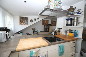 Moderne und hochwertige 4-Zimmer-Whg mit Balkon. – 70565 Stuttgart – Vorschaubild 3