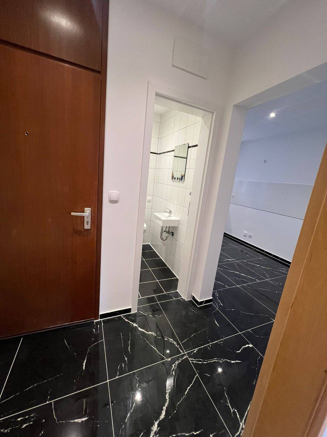 2-Zimmer-Wohnung mit Top-Anbindung in Stuttgart-Wangen – Stuttgart – Vorschaubild 5