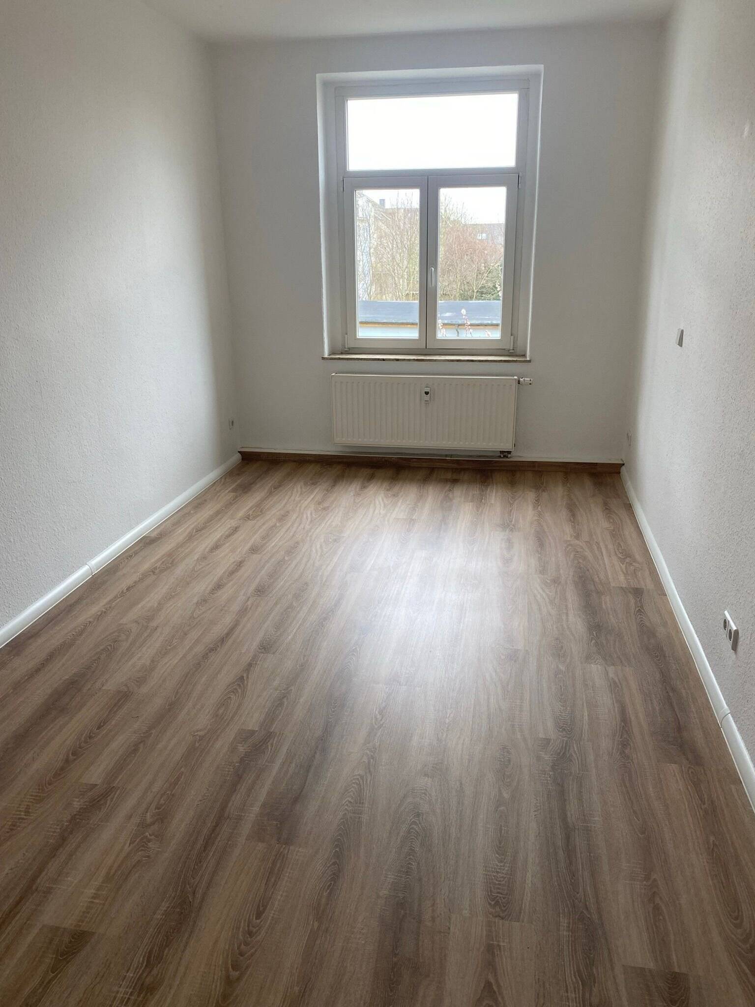 !!! 2-Raum- mit Balkon- mit Laminatboden-mit Einbauküche !!!!! – Chemnitz – Vorschaubild 9