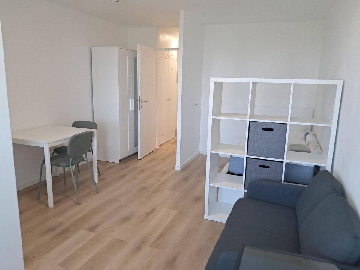 Erstbezug nach Renovierung: Vollmöblierte 1 Zimmer Wohnung - Erlangen Paul-Gossen-Str. – 91052 Erlangen – Bild 1 von 9