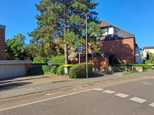 Sehr gepflegtes Dreifamilienhaus/Mehrgenerationenhaus mit großem Wintergarten und traumhaftem Garten – 51069 Köln – Vorschaubild 2