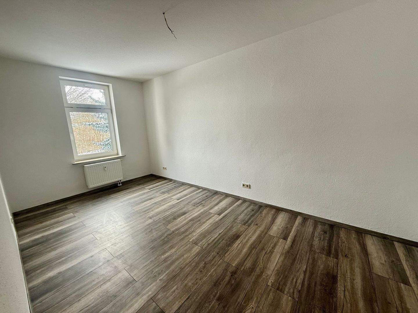 2-Raum-Wohnung mit EBK und Tageslichtbad in Gablenz – Chemnitz – Vorschaubild 3