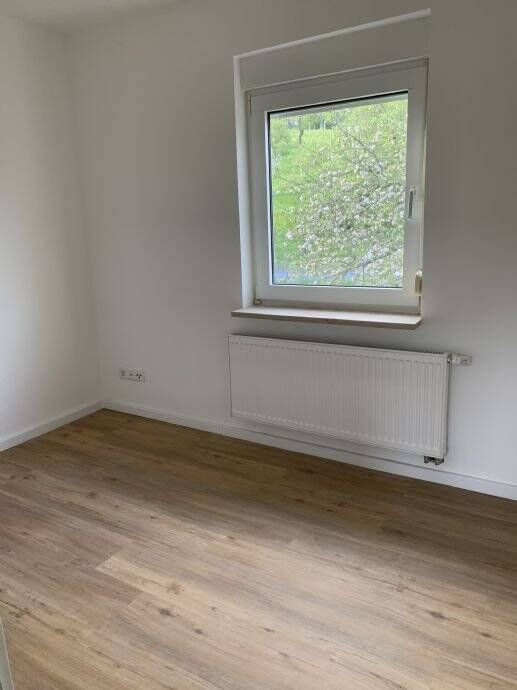 Wunderschöne Terrassen-Wohnung*** Einbauküche*** – Burgbernheim – Vorschaubild 8