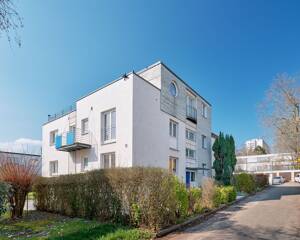 Modernes Familienhaus mit Panorama-Dachterrasse, Gartenidylle und Top-Lage im Stadtbezirk Mühlhausen – 70437 Stuttgart – Vorschaubild 2