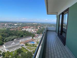 Hoch gelegene 2-Zimmer-Ecksuite mit herrlichem Trave- und Meerblick – 23570 Lübeck – Vorschaubild 7