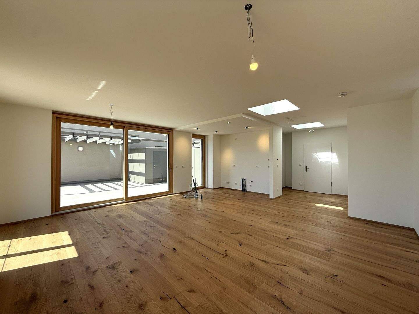 Neubau 4,5 Zi.-Penthouse-Wohnung mit Dachterrasse - Ulm/Eselsberg
