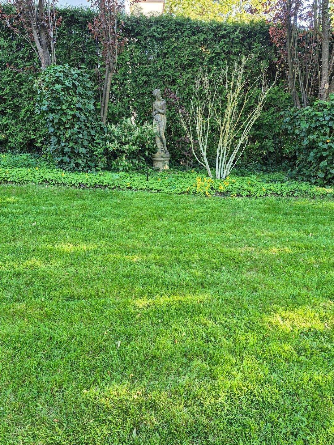 Rückersdorf: Traumhaus mit zwei Terrassen, Balkon und großem sehr gepflegtem Garten – Rückersdorf – Vorschaubild 4