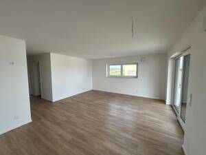 Moderne 3-Zimmer-Neubauwohnung mit Balkon, EBK und hochwertiger Ausstattung – 92224 Amberg – Vorschaubild 5