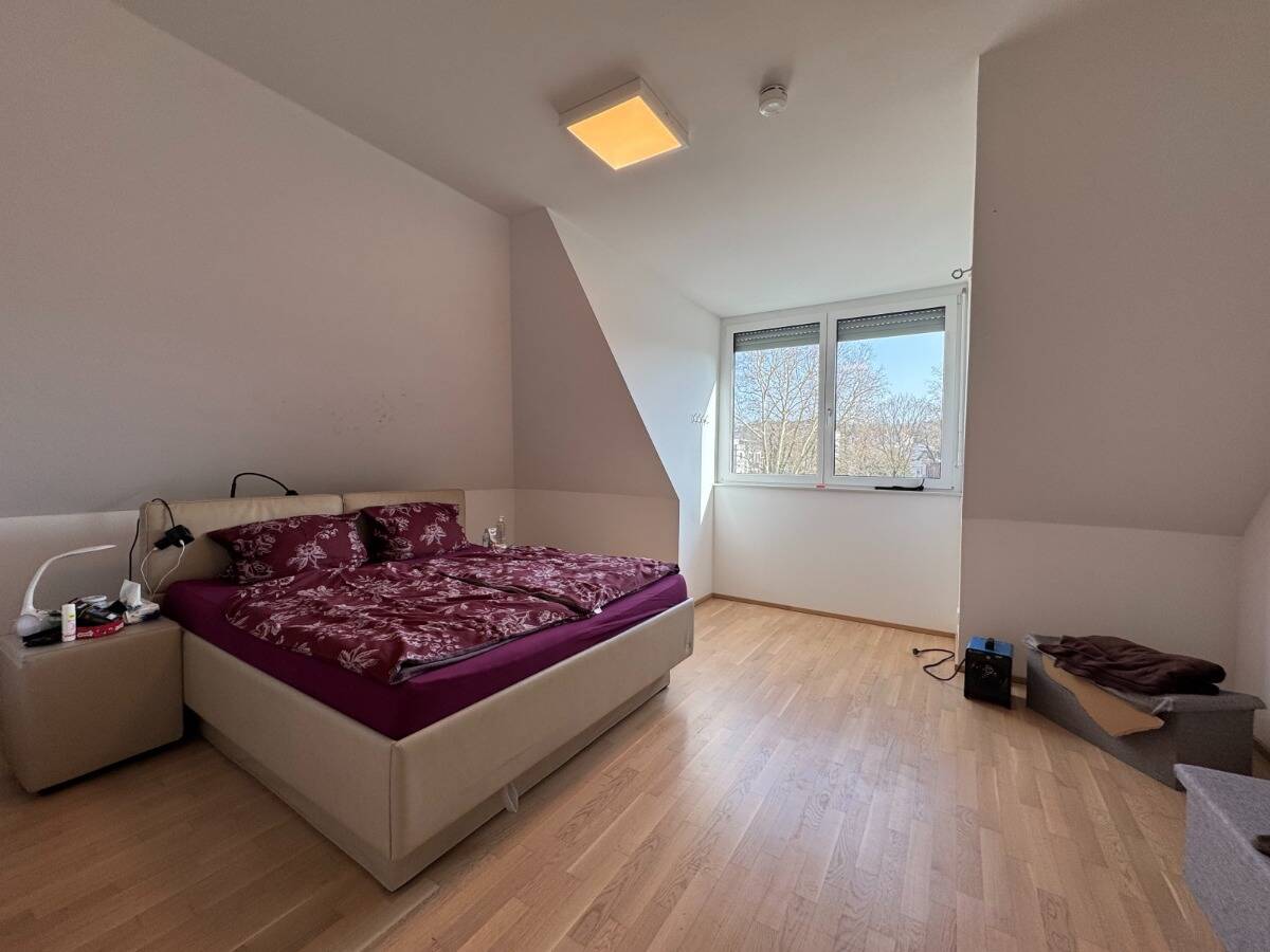 Vermietete DG-Wohnung im Herzen von Wiesbaden zu verkaufen – Wiesbaden – Vorschaubild 2