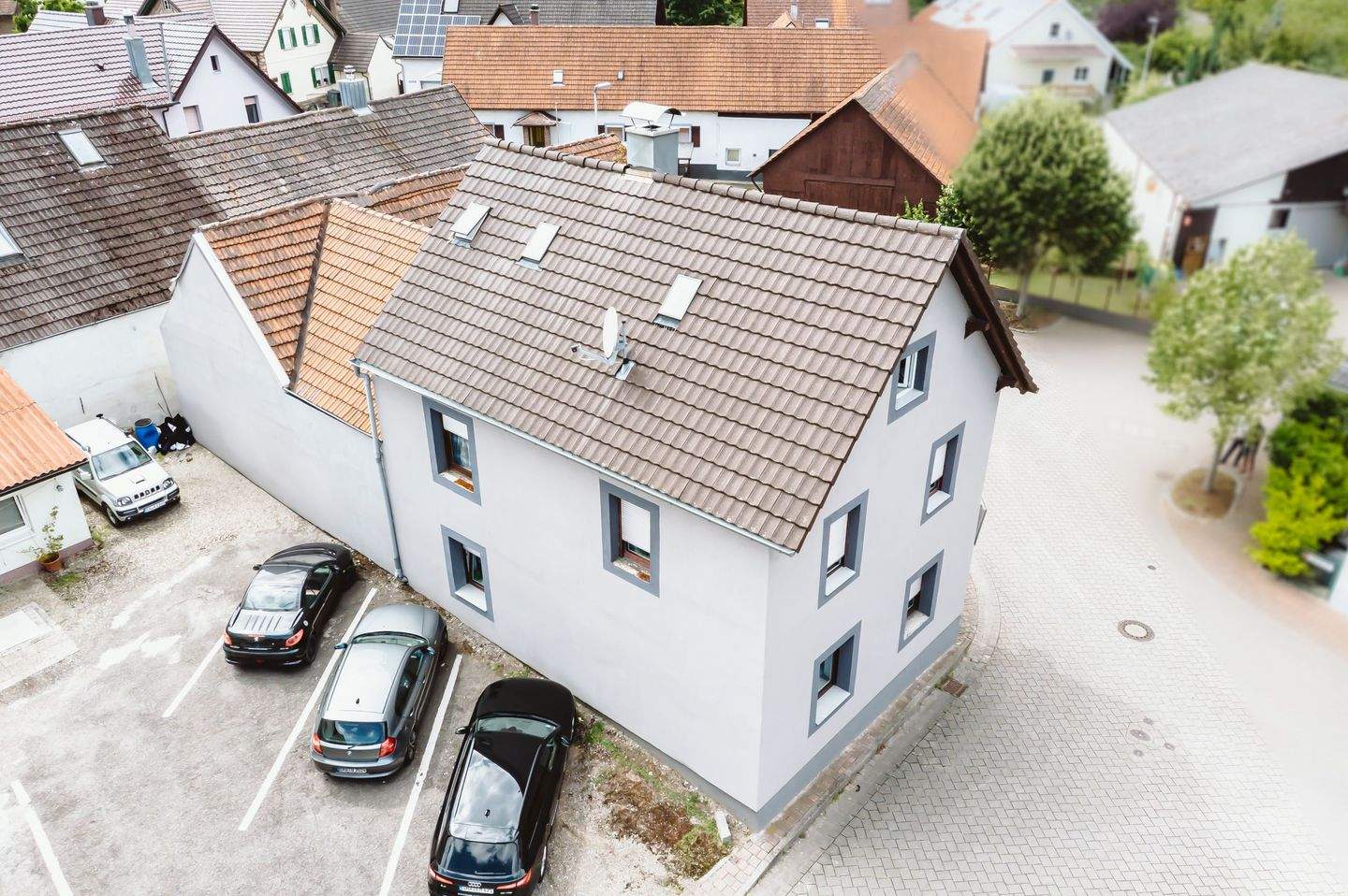 ***Einmalige Gelegenheit*** Modernisiertes Einfamilienhaus mit großer Scheune – Rheinmünster – Bild 1 von 9