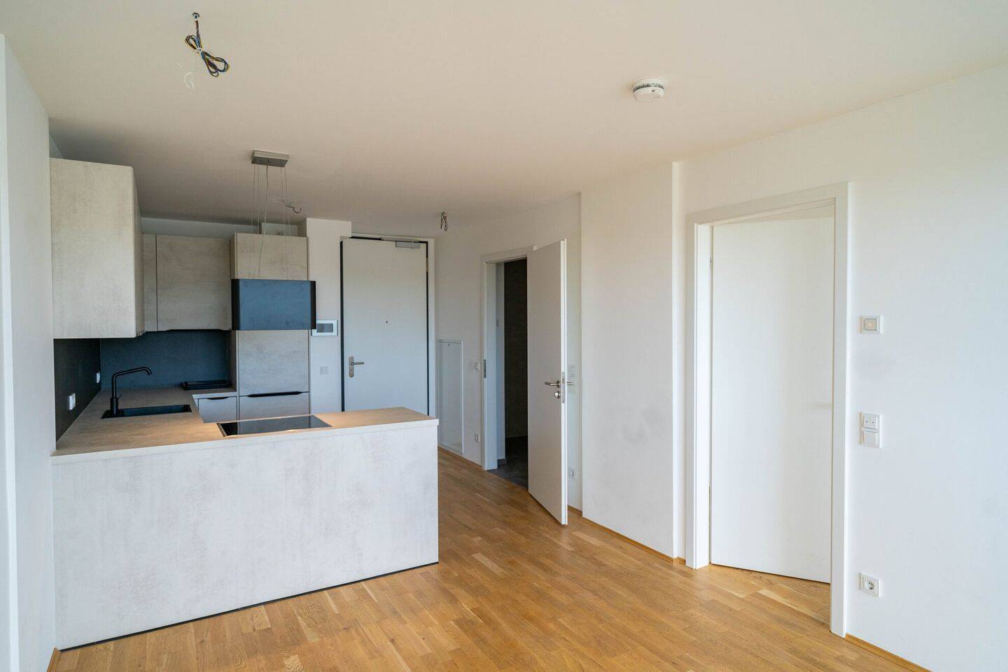 1,5-Zimmer-Wohnung mit traumhaftem Weitblick & eigenem Tiefgaragenstellplatz