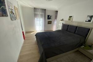 Design. Eleganz. Wohnqualität. Exklusive 4-Zimmer-Terrassenwohnung in Fürth – 90763 Fürth – Vorschaubild 7