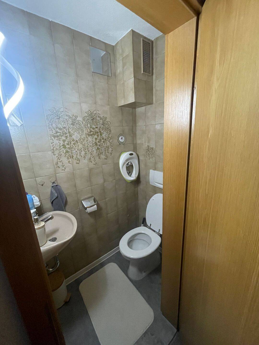 Modernisierte 3-Zimmer-Wohnung (76m²) mit großem Balkon - Nähe Porsche und Bosch – Stuttgart – Vorschaubild 8