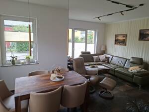 Familientraum in Dresden - 155m², 6 Zimmer & modernes Wohnen mit eigenem Garten – 1157 Dresden – Vorschaubild 3