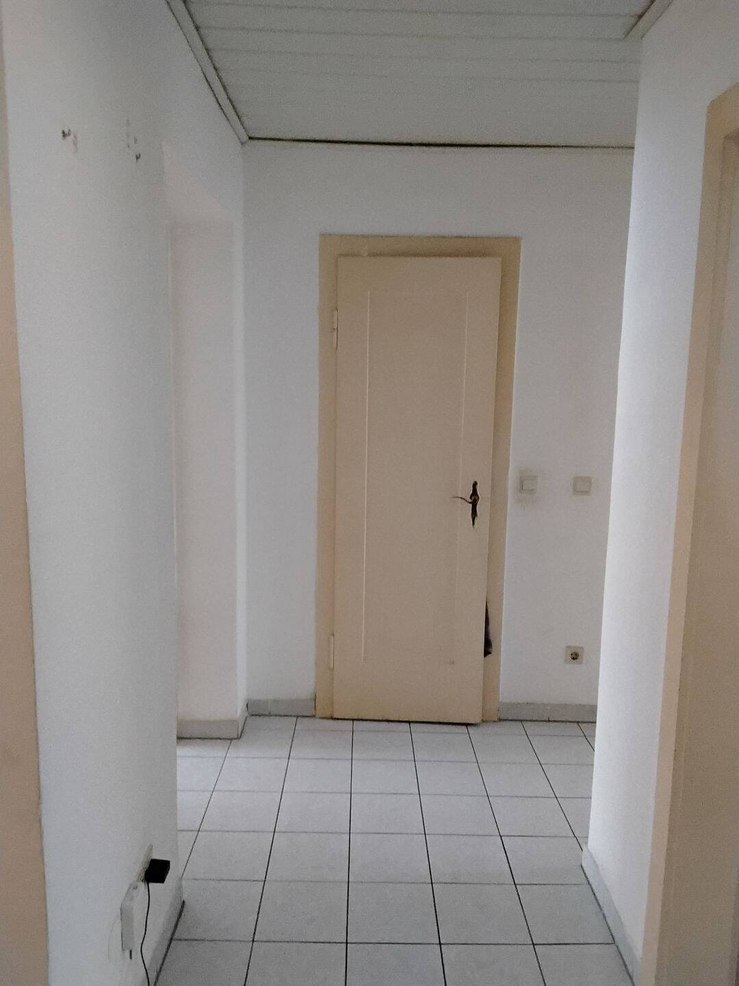 Kompakte Kapitalanlage in Nürnberg: 3 Zimmer, vermietet, 700 € Kaltmiete – Nürnberg – Vorschaubild 2