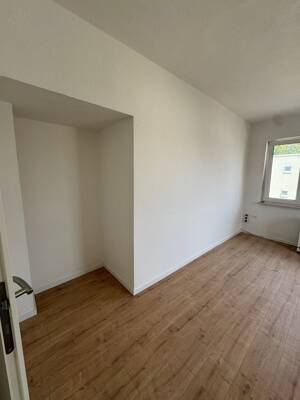 Gut aufgeteilt! 4 Zimmer und Balkon – 45127 Essen – Vorschaubild 4