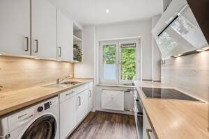 1A-Kapitalanlage: Modernisierte Wohnung, 2,5 Zimmer, Balkon, Garage, vermietet, in ruhiger Wohnlage – 22143 Hamburg – Vorschaubild 5