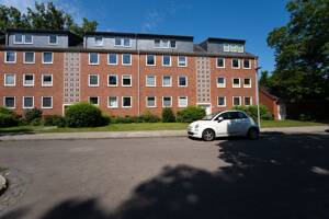Nahe Bürgerpark und Unisee: Helle 2-Zimmer-Wohnung in Toplage – 28213 Bremen – Vorschaubild 2