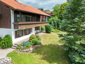 Großzügiges Einfamilienhaus mit Einliegerwohnung und traumhaftem Panoramablick in Oberhausen – 82386 Oberhausen – Vorschaubild 5