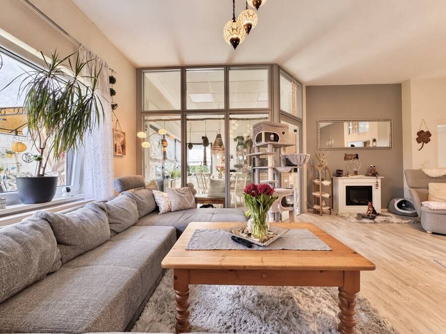 Charmante Maisonettewohnung mit viel Licht und Wohnkomfort