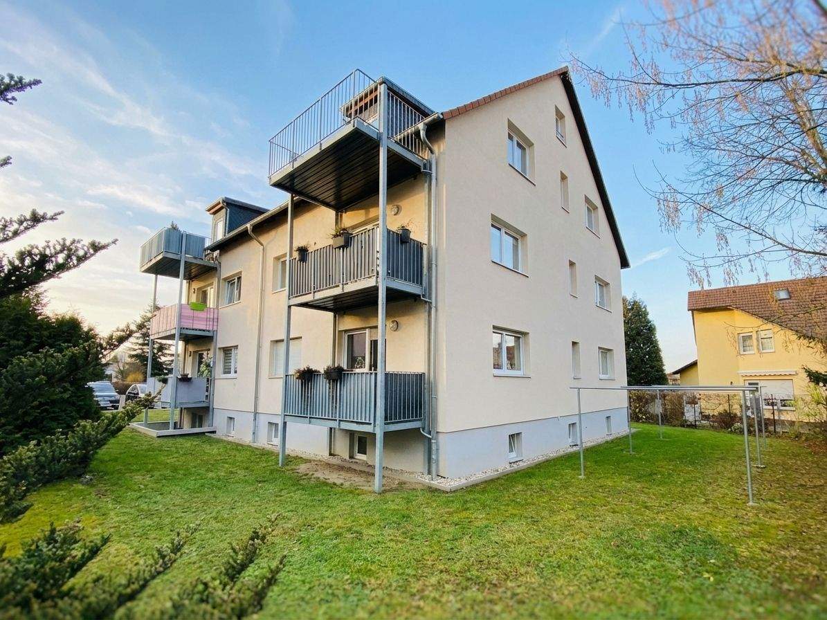 Attraktives Mehrfamilienhaus mit 7 Wohneinheiten in Rossau - solide Kapitalanlage – Rossau – Bild 1 von 9