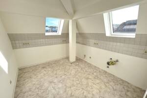 Wohnen unter'm Dach! – 70176 Stuttgart – Vorschaubild 7