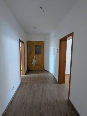 Bezugsfreie stilvolle 3-Zimmer-Altbauwohnung mit Balkon – 4159 Leipzig – Vorschaubild 8
