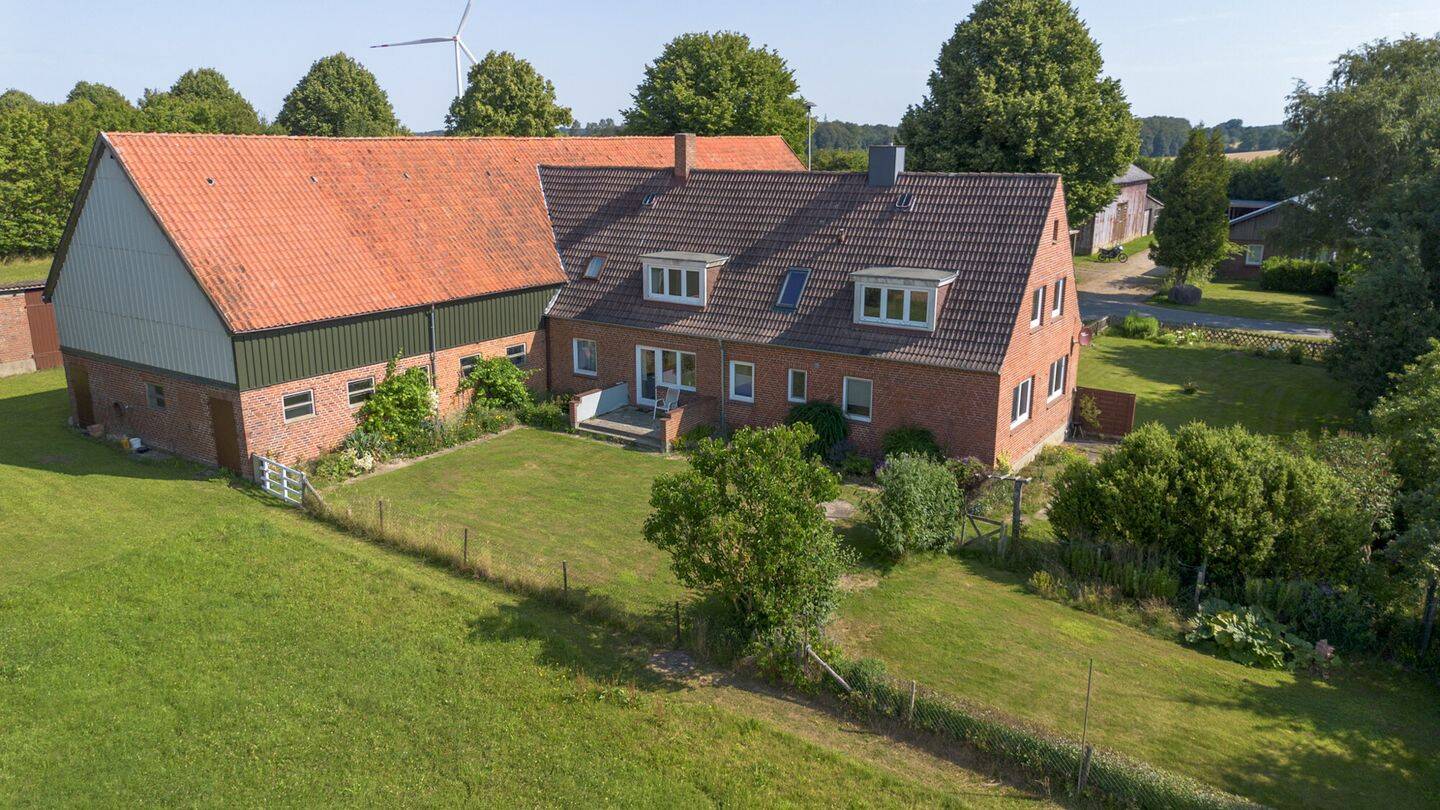 Landleben mit Potenzial: charmanter Resthof zwischen Kiel und Eckernförde – Holtsee – Vorschaubild 3