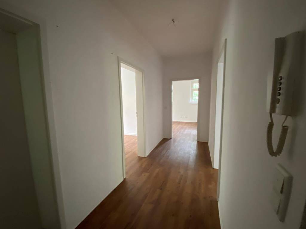 W, Zooviertel - Attraktive Wohnung mit Loggia in wunderschönem Altbau – Wuppertal – Vorschaubild 3