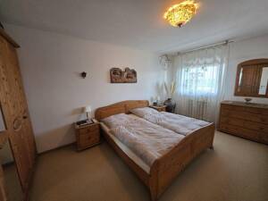 Lichtdurchflutete 3-Zimmer-Wohnung im 7. OG über dem AEZ mit spektakulärem Hamburg-Blick und Loggia! – 22391 Hamburg – Vorschaubild 8