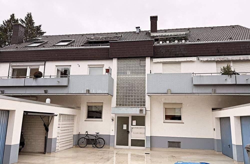2-Zimmer-Dachgeschosswohnung mit Balkon in ruhiger Sackgasse in Mannheim - Feudenheim