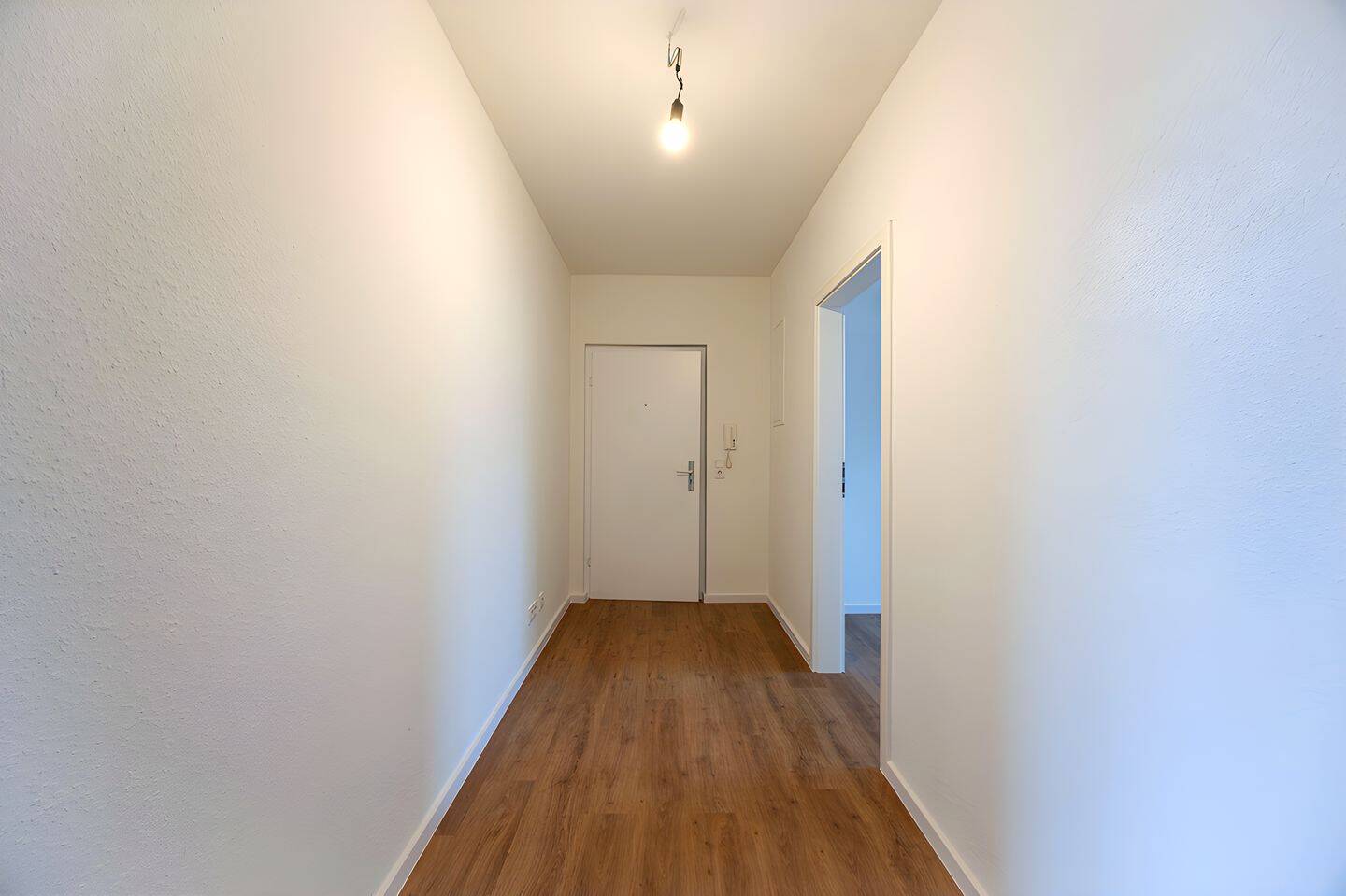 3-Zimmer-Wohnung in der Innenstadt von Aachen - * frisch renoviert * – Aachen – Vorschaubild 8