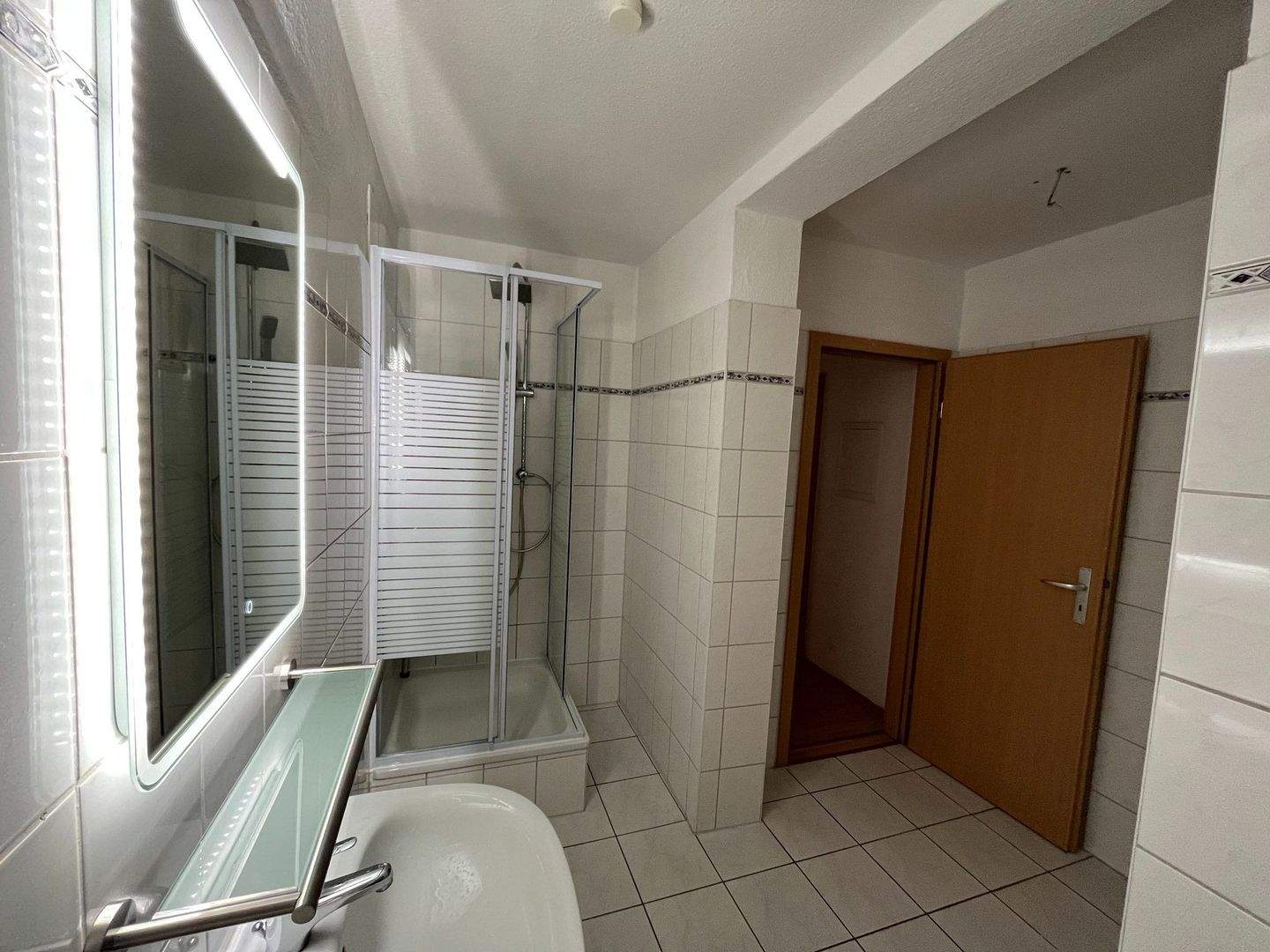 Helle 2-Raum-Wohnung mit französischem Balkon! – Magdeburg – Vorschaubild 6
