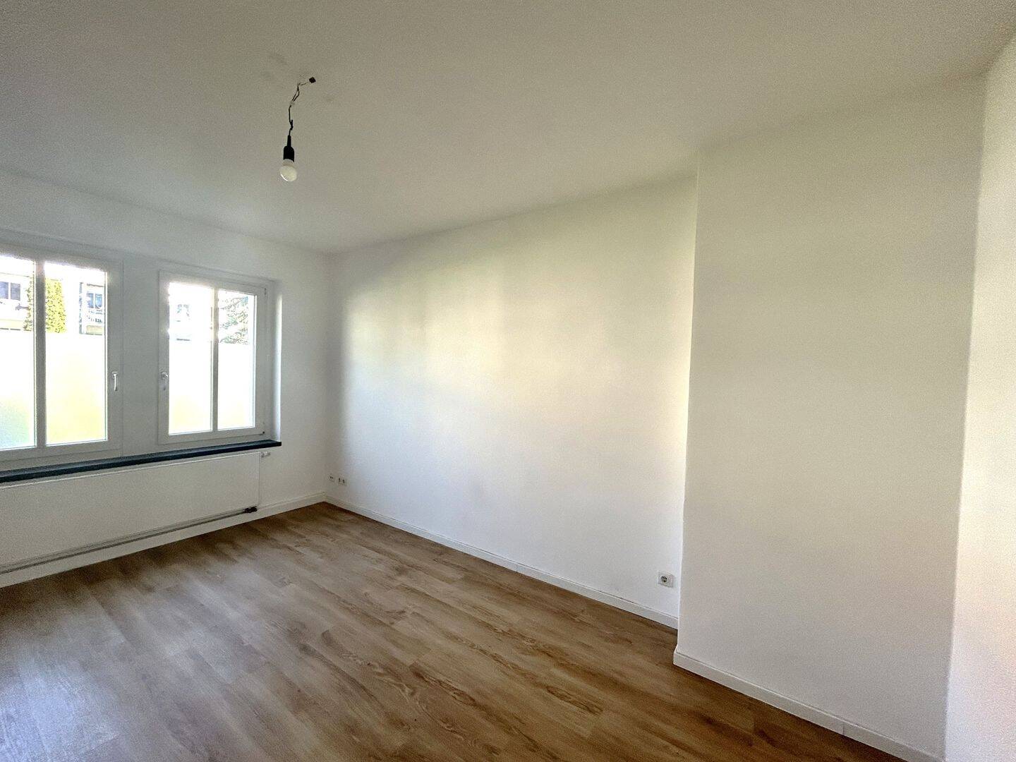 ***Ruhige 2-Zimmer-Wohnung mit EBK im Lutherviertel - Wohnen im Grünen mit entspannter Atmosphäre*** – Chemnitz – Vorschaubild 5