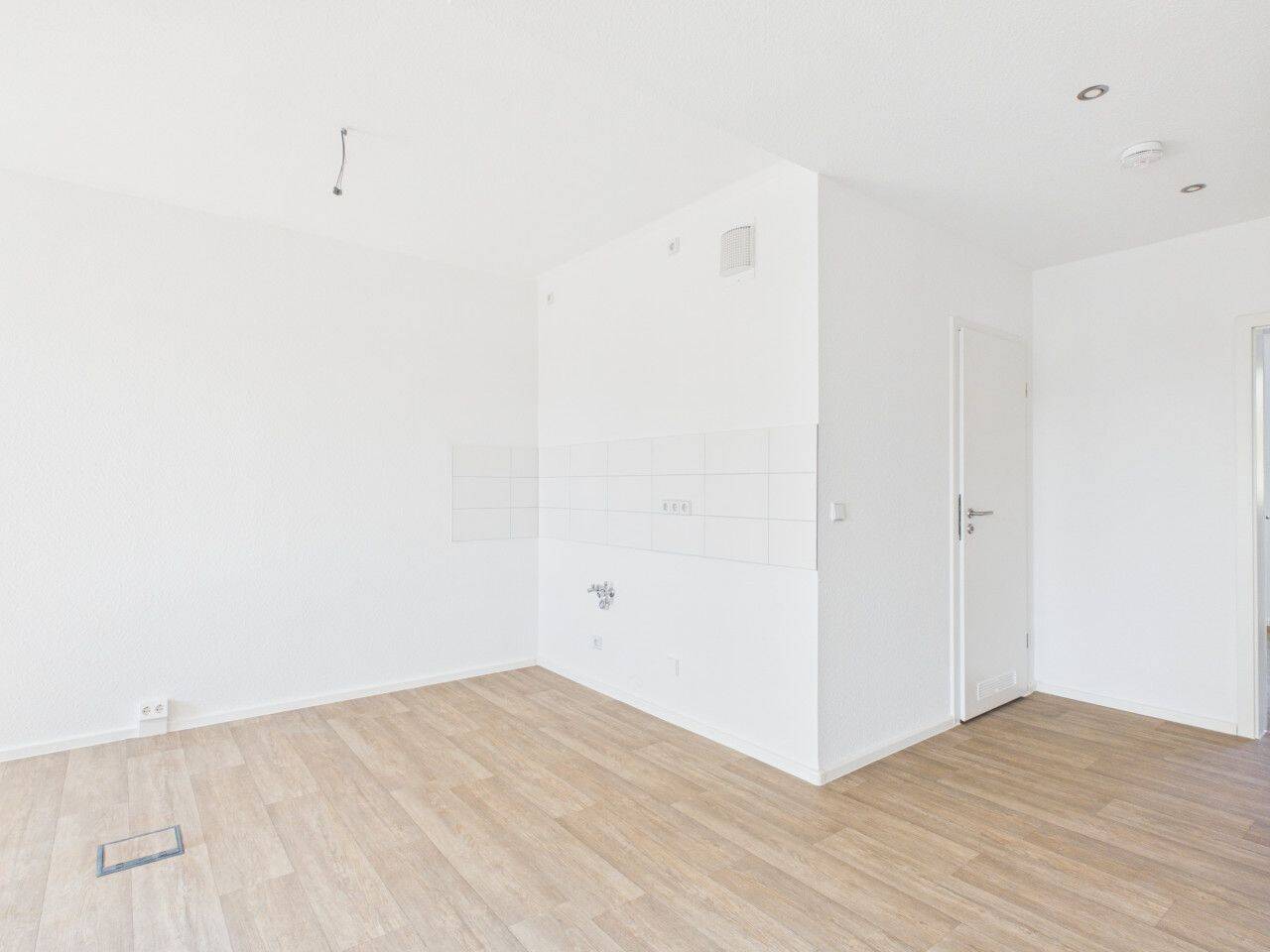Erstbezug nach Umbau: Top 2-Raum-Wohnung am Kapellenberg! – Chemnitz – Vorschaubild 4